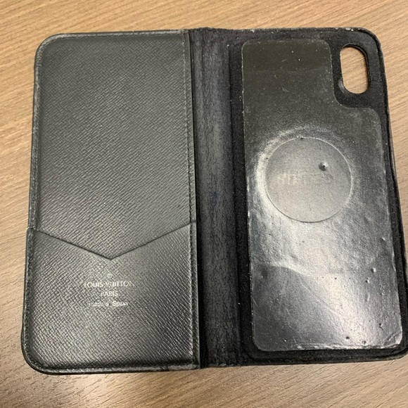 Louis Vuitton XR iPhone case - Picture 9 of 12